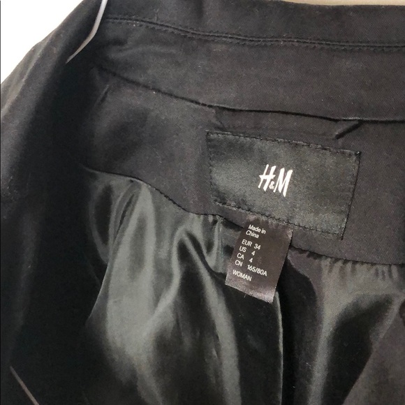 Black H&M blazer jacket with buttons - Picture 12 of 13